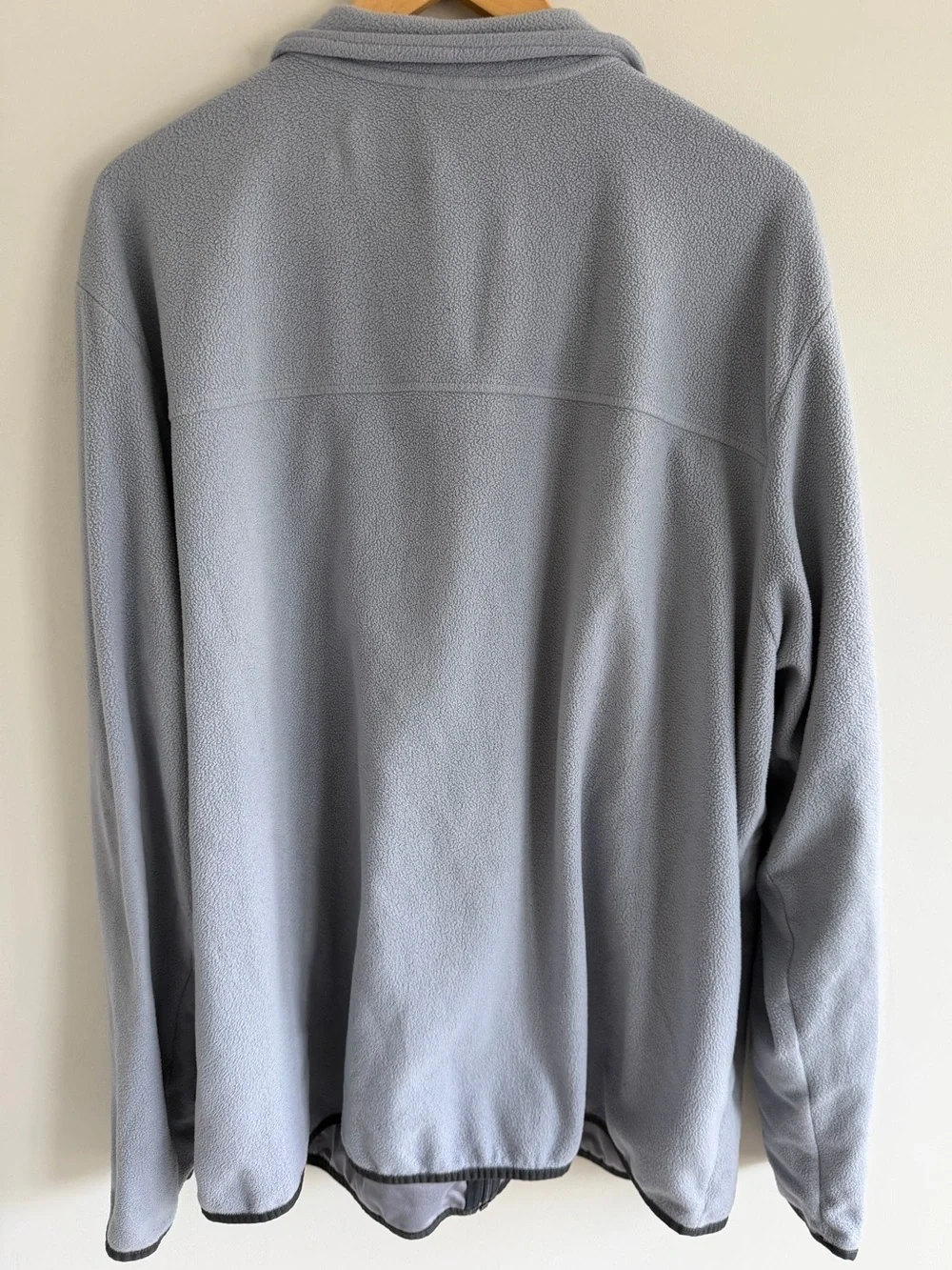 The North Face Mens XXL Gray Microfleece Full Zip Jacket Black Trim